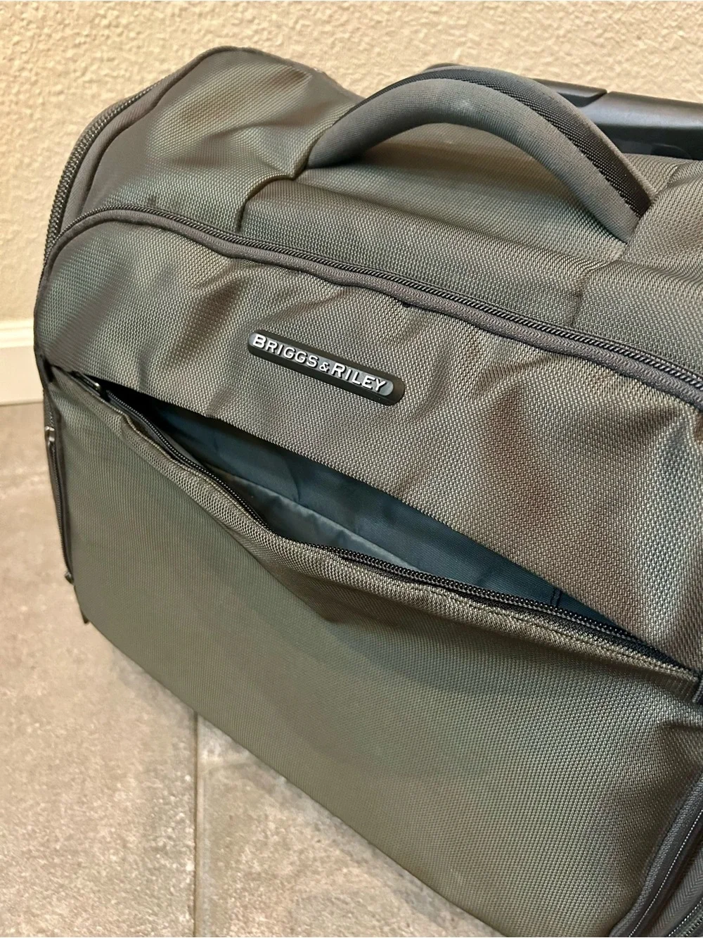 Briggs & Riley Olive Green Rolling Carry-On